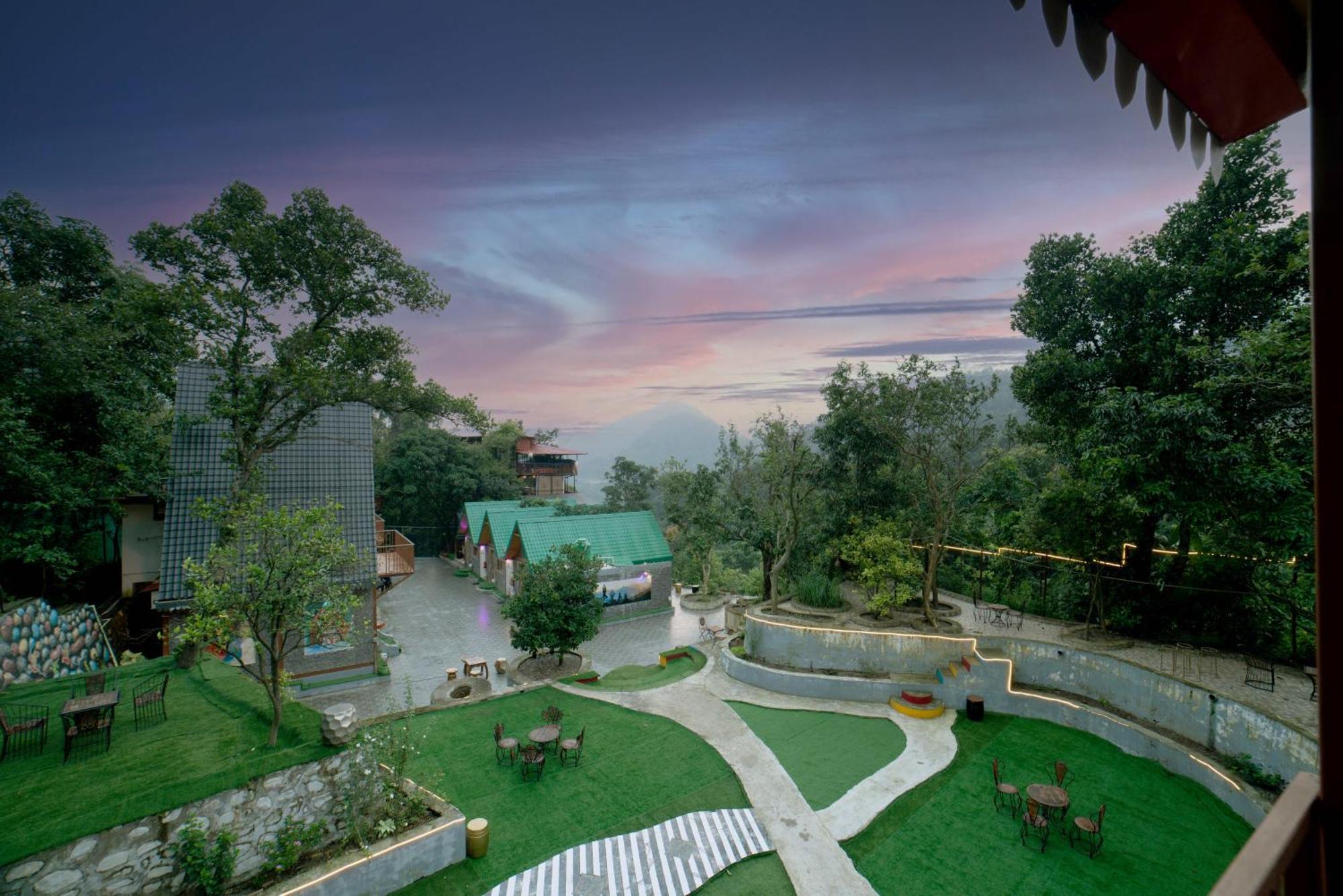 Mudras Grove Resort, Nainital Exteriér fotografie
